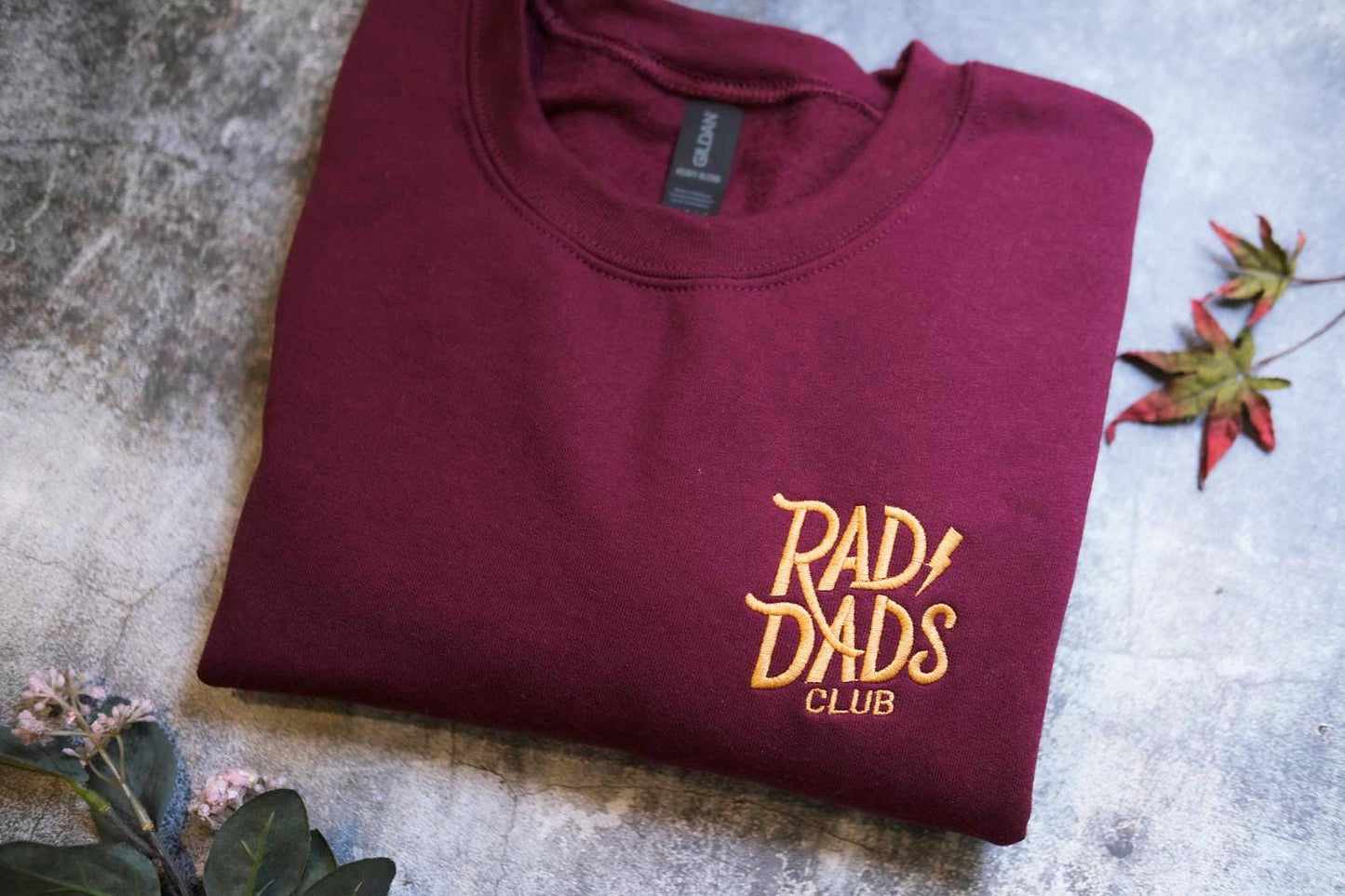 a t - shirt that says rad dads club on it